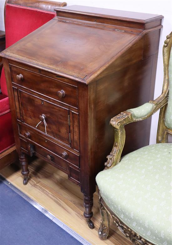 A George IV mahogany clerks desk W.61cm